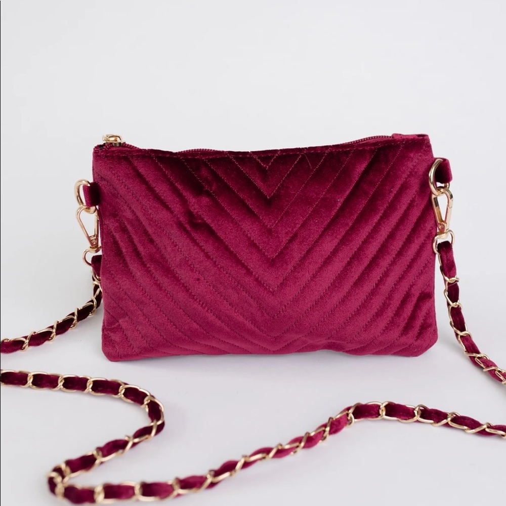 Velvet Crossbody Bag x Urbanista